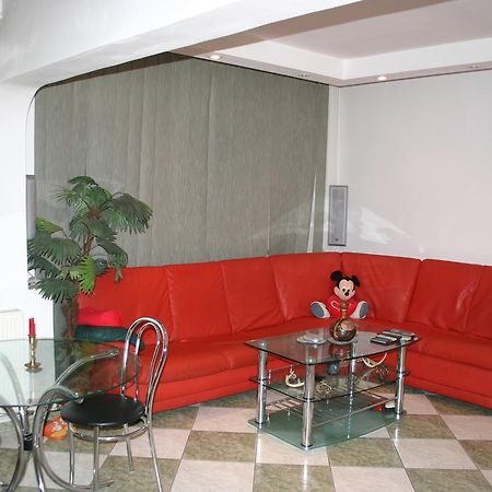 Apartament Bacau - Bacau City Centre Appartamento Camera foto