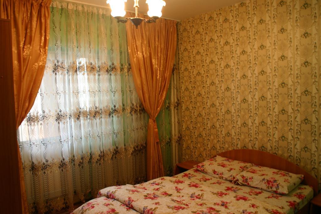 Apartament Bacau - Bacau City Centre Appartamento Esterno foto