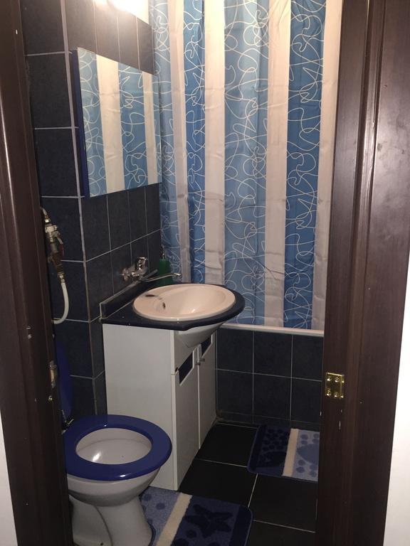 Apartament Bacau - Bacau City Centre Appartamento Esterno foto